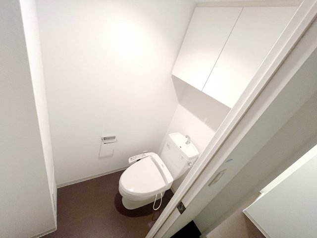 トイレ　※別部屋の参考写真です。