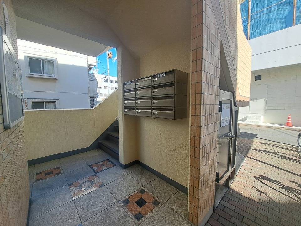 エントランス　メールBOX