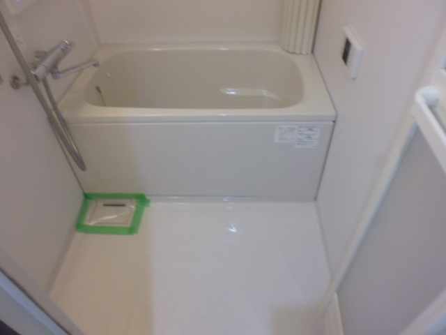 バス・シャワールーム　バスルーム