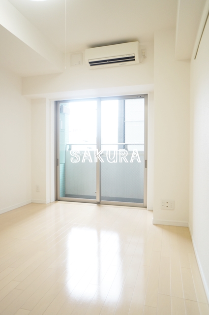 居室・リビング　開放感のある室内♪