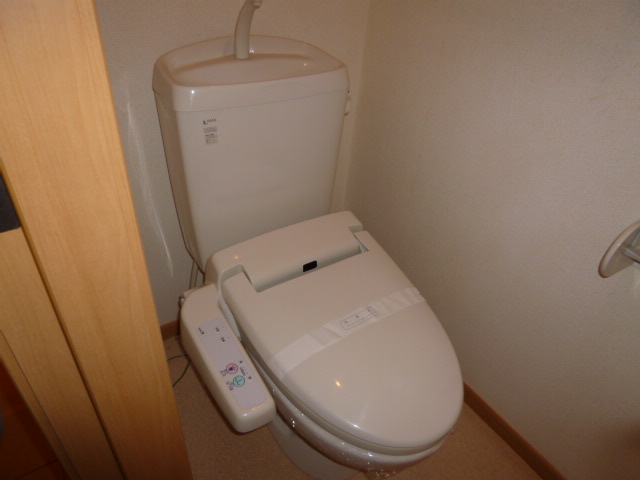 トイレ　シャワー付きトイレ