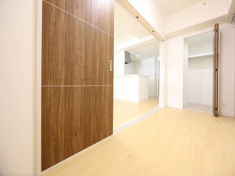 その他部屋・スペース　洋室5.3帖　ウォークインクローゼット付（収納充実してます）