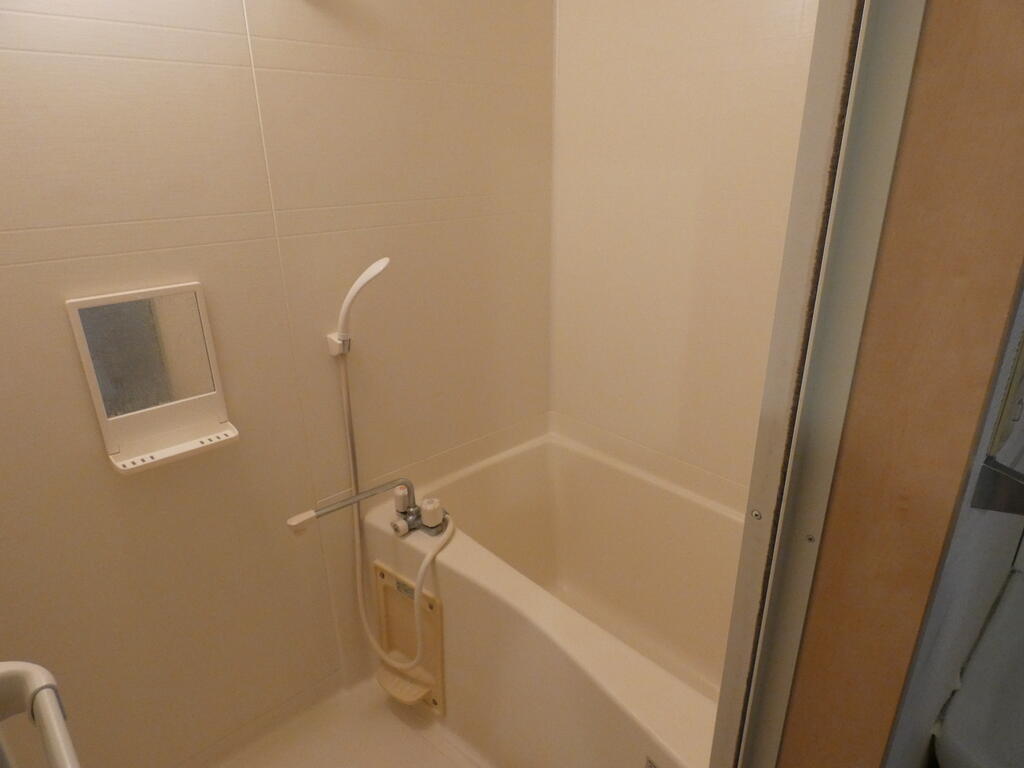 バス・シャワールーム　別号室の写真です