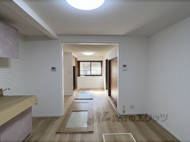 居室・リビング　洋室