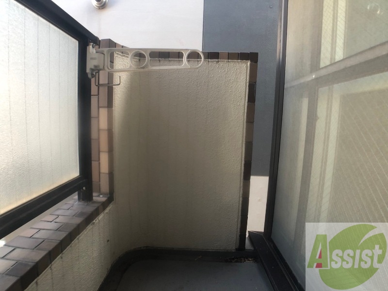 バルコニー　バルコニーです。洗濯物を干したり一息ついたりできますね！