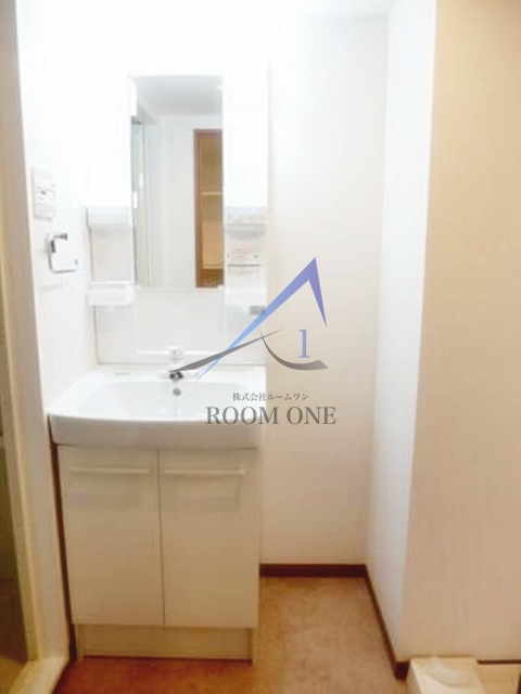 洗面設備　洗面台です。