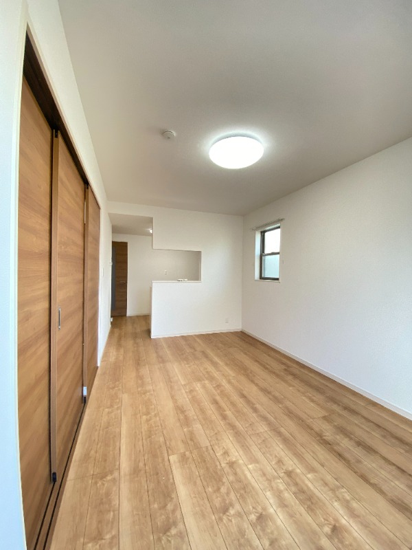 居室・リビング　同型イメージ