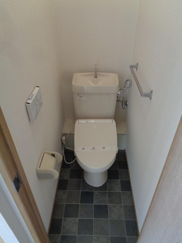 トイレ　参考写真