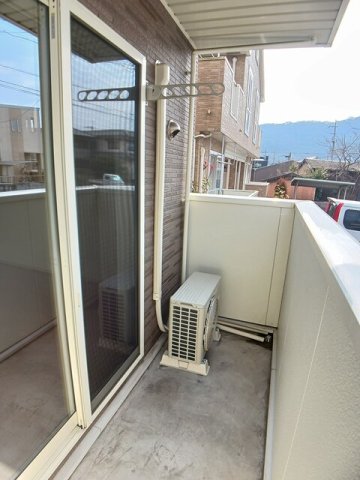 バルコニー　陽当たり良好なバルコニーです