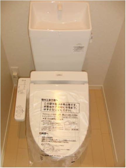 トイレ　温水洗浄便座♪