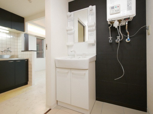 洗面設備　シャンプードレッサー付です♪