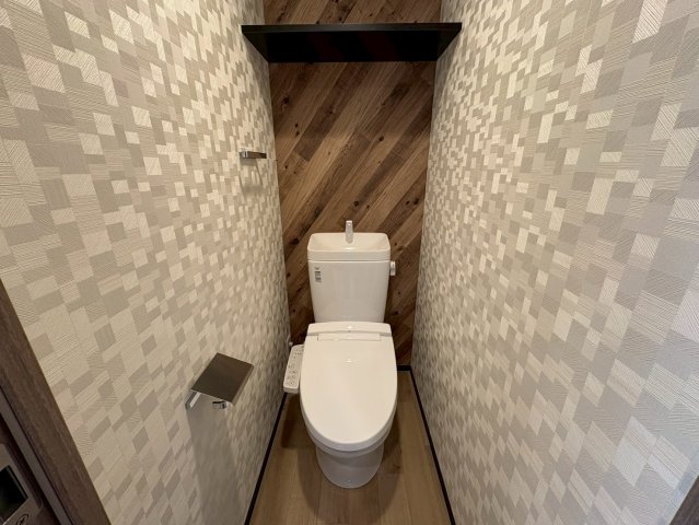 トイレ　CREST TAPP金山