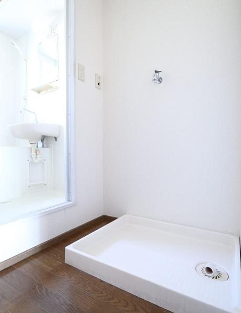 その他設備　設備　洗濯機置場※同物件・同仕様画像