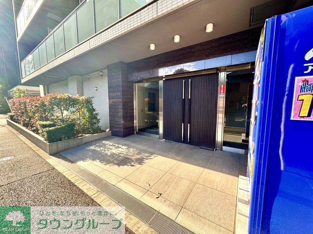 エントランス　自動販売機もありますよ！