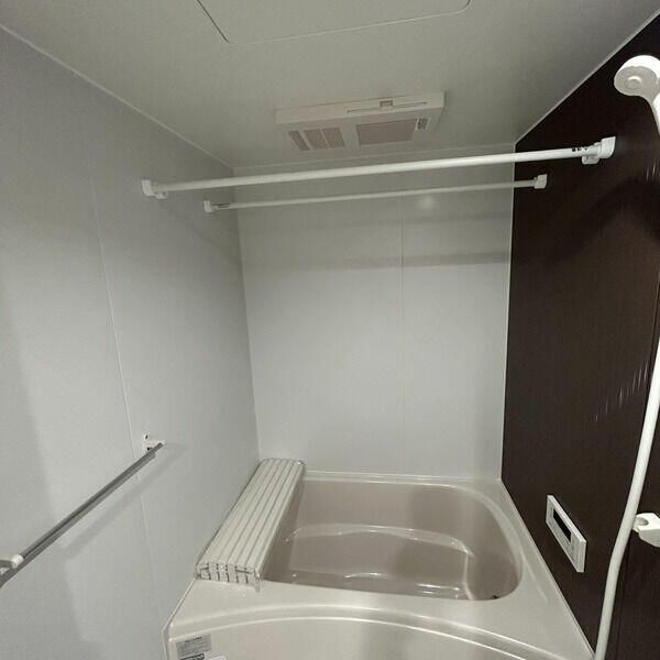 バス・シャワールーム　お風呂で日々の疲れを落としましょう