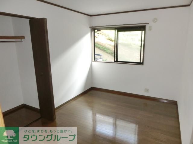 その他部屋・スペース　洋室も明るいです