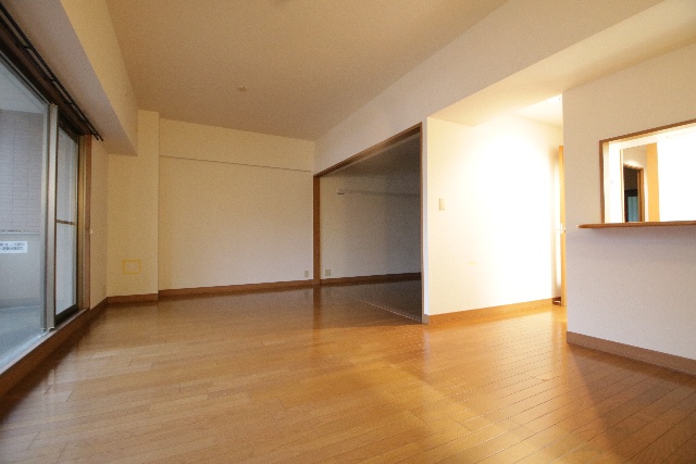 居室・リビング　※別室の参考写真の為、現況優先です。