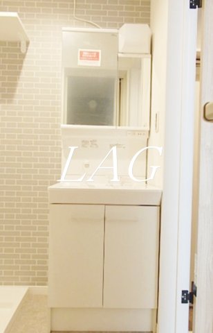 洗面設備　洗面台です。