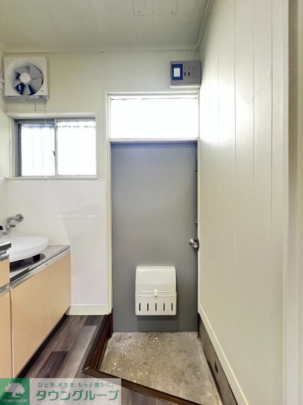 玄関　★お問い合わせはタウンハウジングまで★