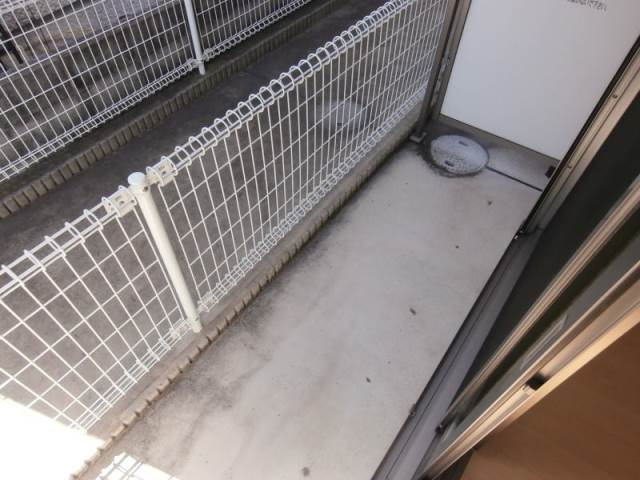 バルコニー　テラス