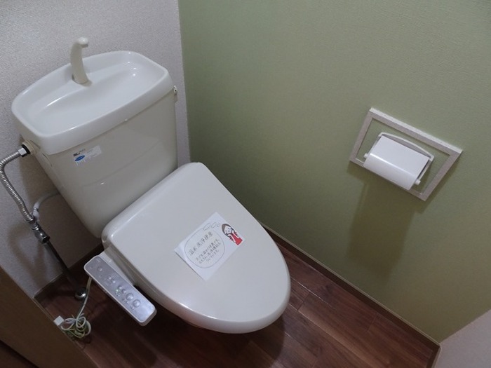 トイレ　温水洗浄暖房便座