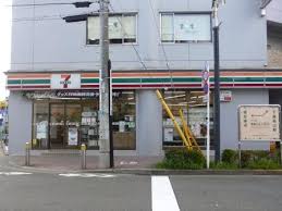 コンビニ　セブンイレブン世田谷南烏山5丁目店（コンビニ）まで364m