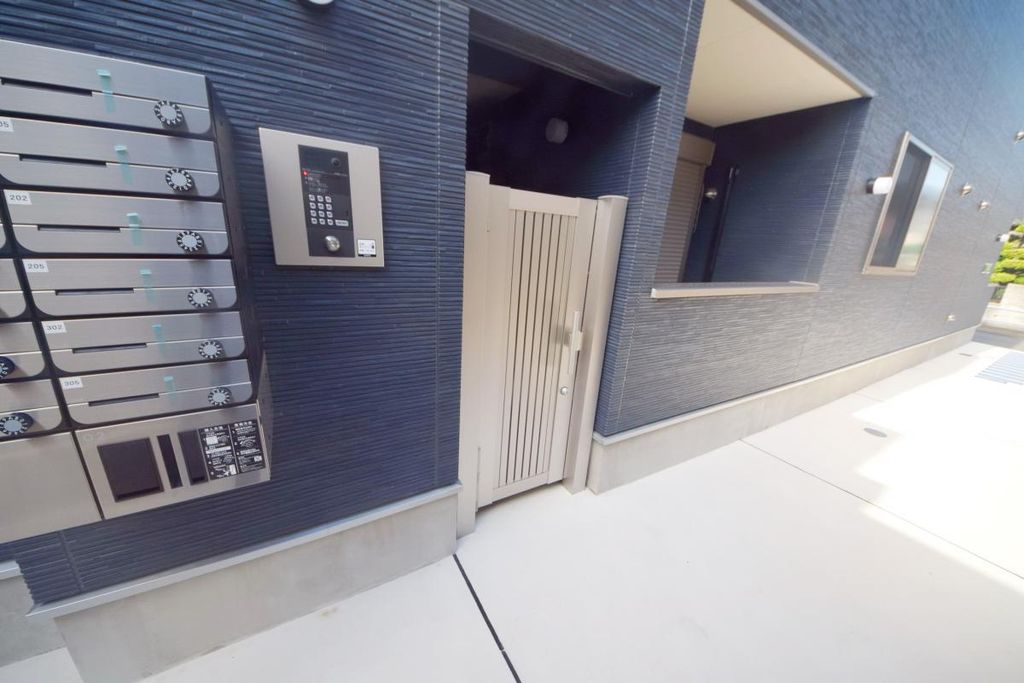 エントランス　エントランス