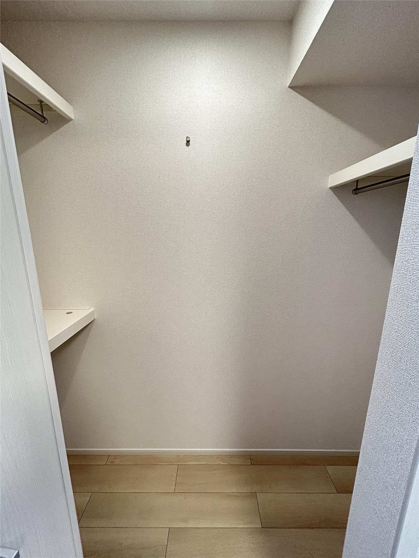 収納　ウォークインクローゼット