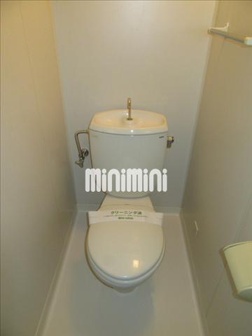 トイレ　シンプルなトイレ