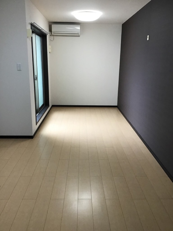 居室・リビング　エアコン付きで初期費用を抑えられます♪