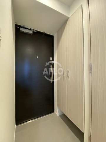 玄関　S-RESIDENCE大阪九条North（エスレジデンス大阪