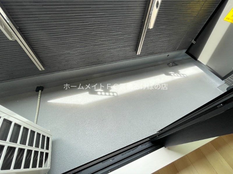 バルコニー　同型完成モデル