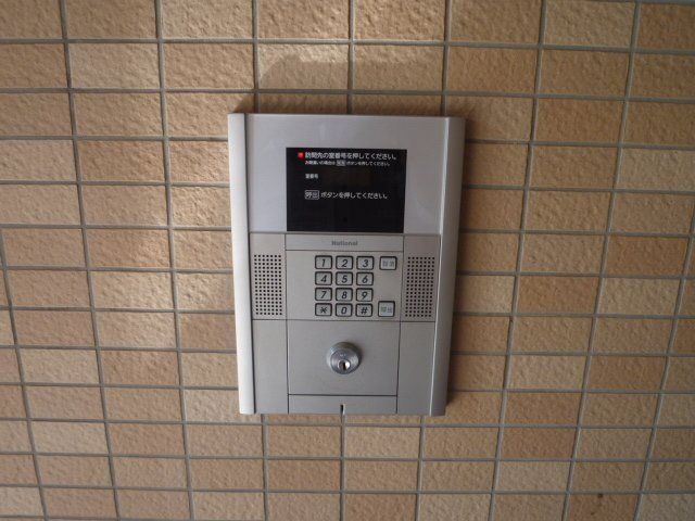 セキュリティ　オートロック付きで防犯も安心です。