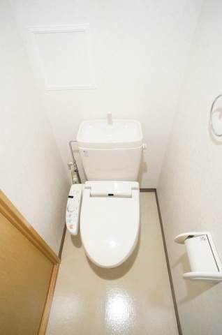 トイレ　別号室