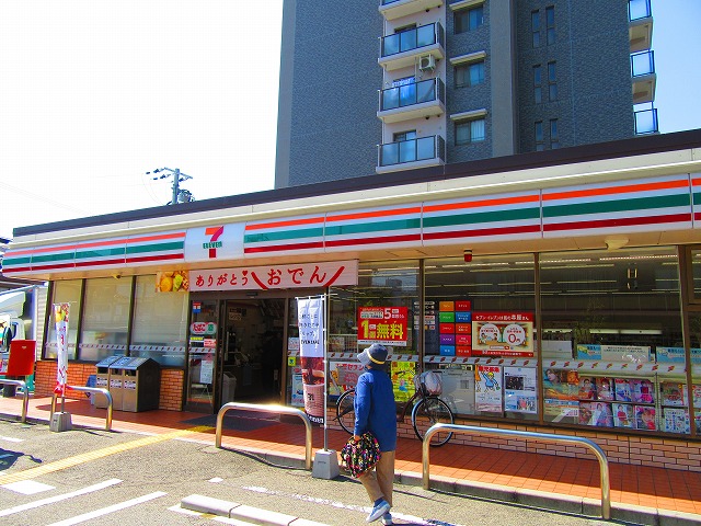 コンビニ　セブンイレブン大阪御幣島6丁目店（コンビニ）まで433m
