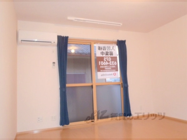 居室・リビング　洋室