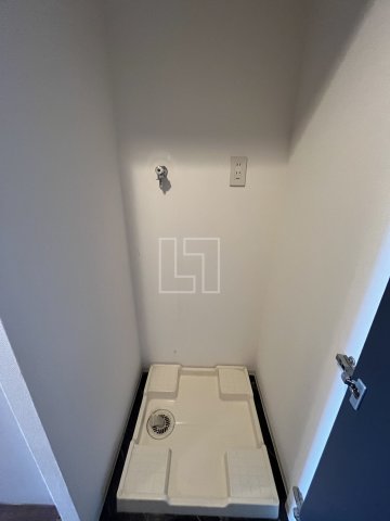 その他設備　プレミアムコート谷町4丁目　室内洗濯機置き場
