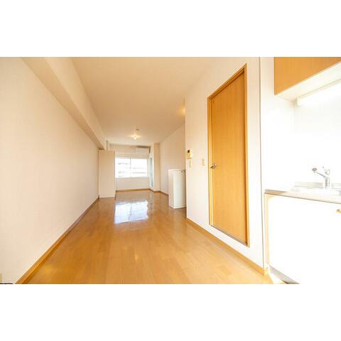 居室・リビング　フローリングです