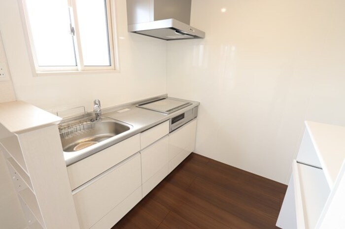 キッチン　システムキッチン（IHコンロ付）