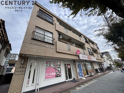 建物外観　敷地内に駐輪場あります♪