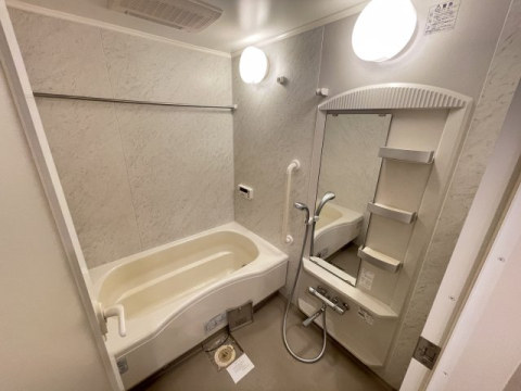 バス・シャワールーム