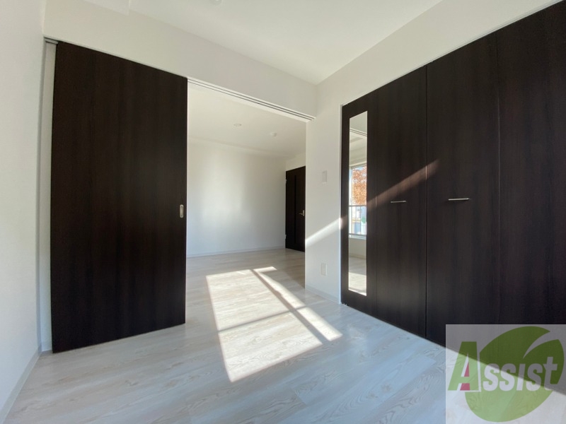 その他部屋・スペース　寝室は建具で仕切られているので、寝室の空間を作れますね！