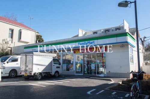 コンビニ　ファミリーマート 深沢五丁目店（コンビニ）まで507m