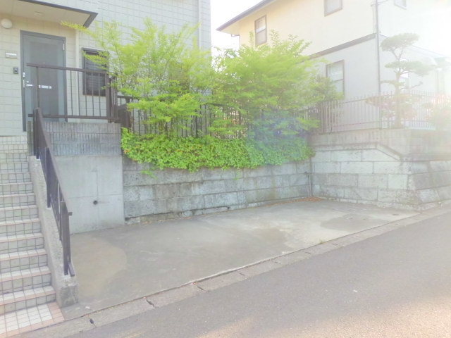 その他共有部分　敷地内駐車場