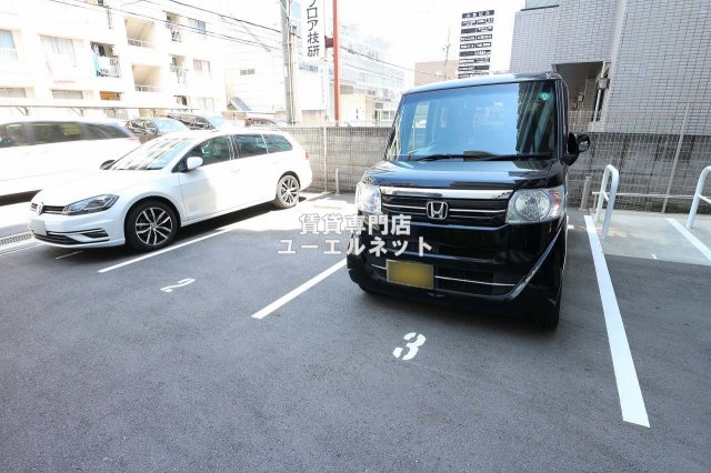 駐車場　敷地内駐車場あり◎