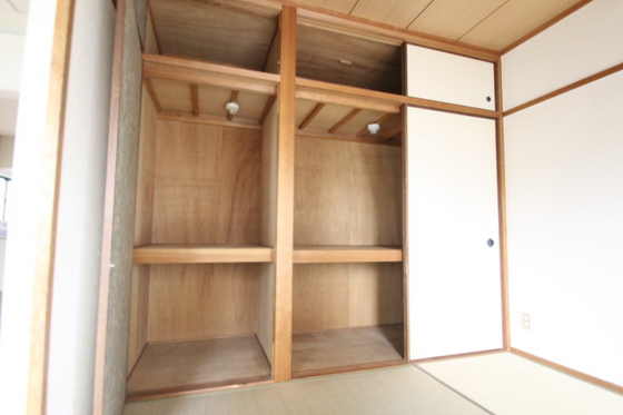 収納　※別号室の写真です