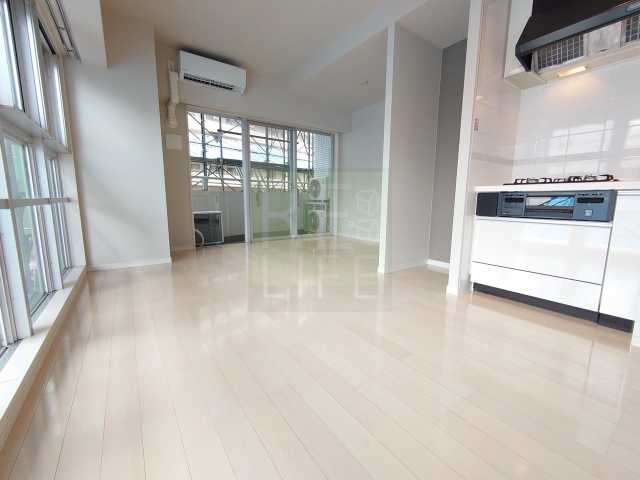 居室・リビング　カスタリア北上野