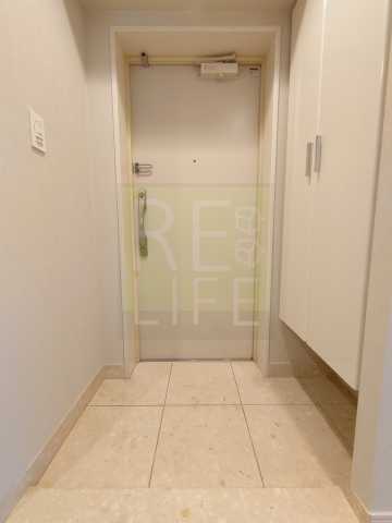 玄関　カスタリア北上野