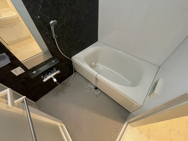 バス・シャワールーム　日々の疲れを癒すお風呂付です