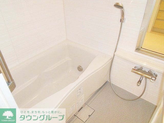 バス・シャワールーム　追い焚き機能付きバスです